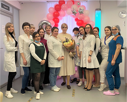 Семья клиник «СОВА» поздравляет с Международным женским днем